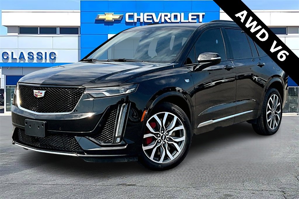 2023 Cadillac XT6 Sport photo 3