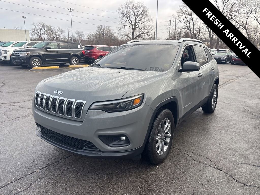 Used 2019 Jeep Cherokee Latitude Plus