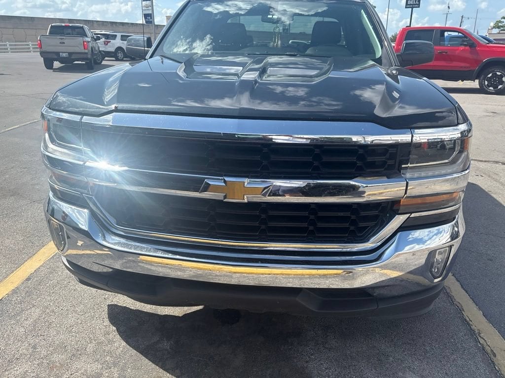 Used 2018 Chevrolet Silverado 1500 LT Truck