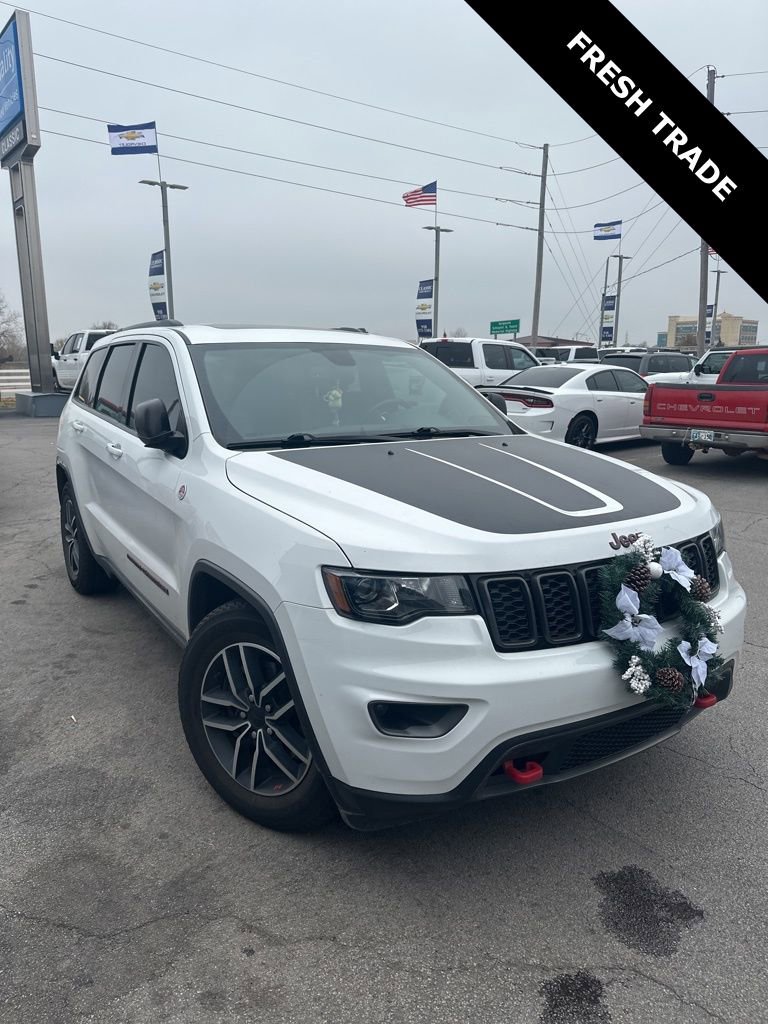 2020 Jeep Grand Cherokee Trailhawk's photo