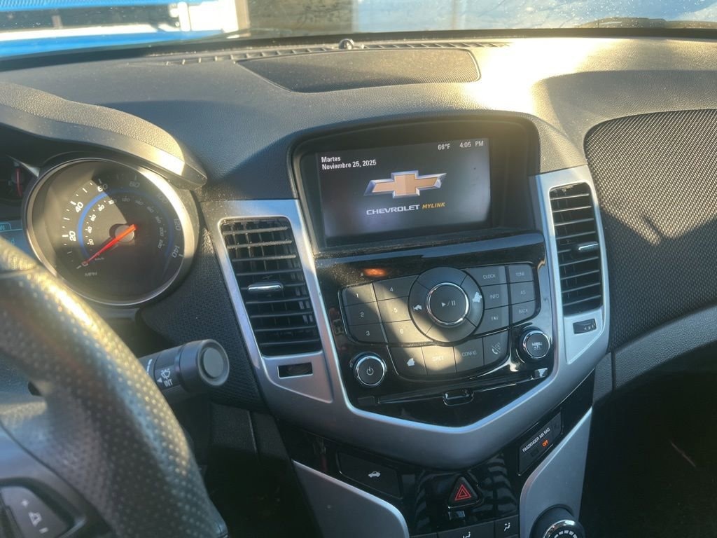 Used 2016 Chevrolet Cruze Limited LT Car