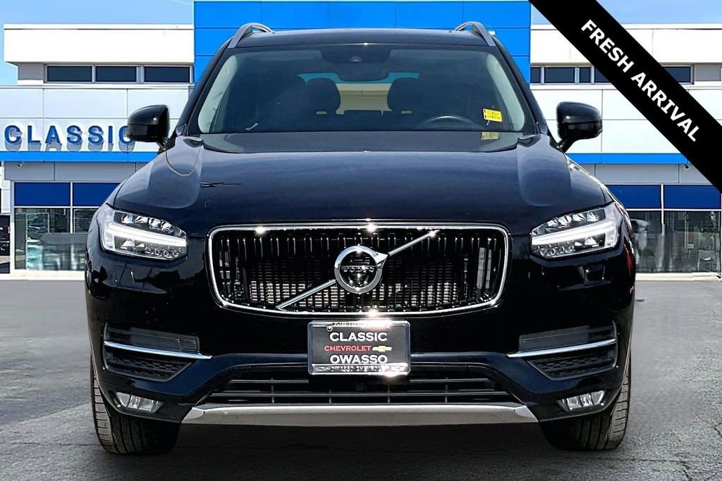 Used 2016 Volvo XC90 T6 Momentum