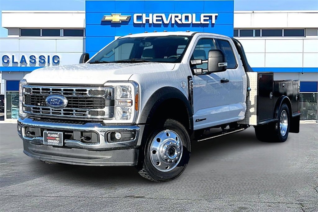 2023 Ford F-550 XL photo 3