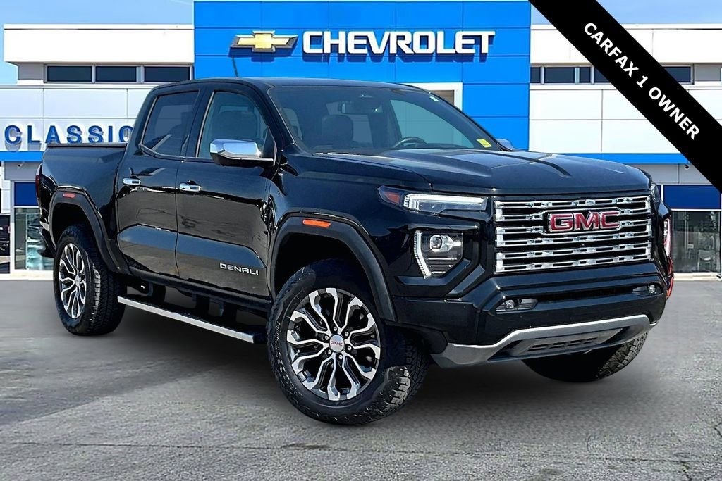 Used 2025 GMC Canyon Denali Truck
