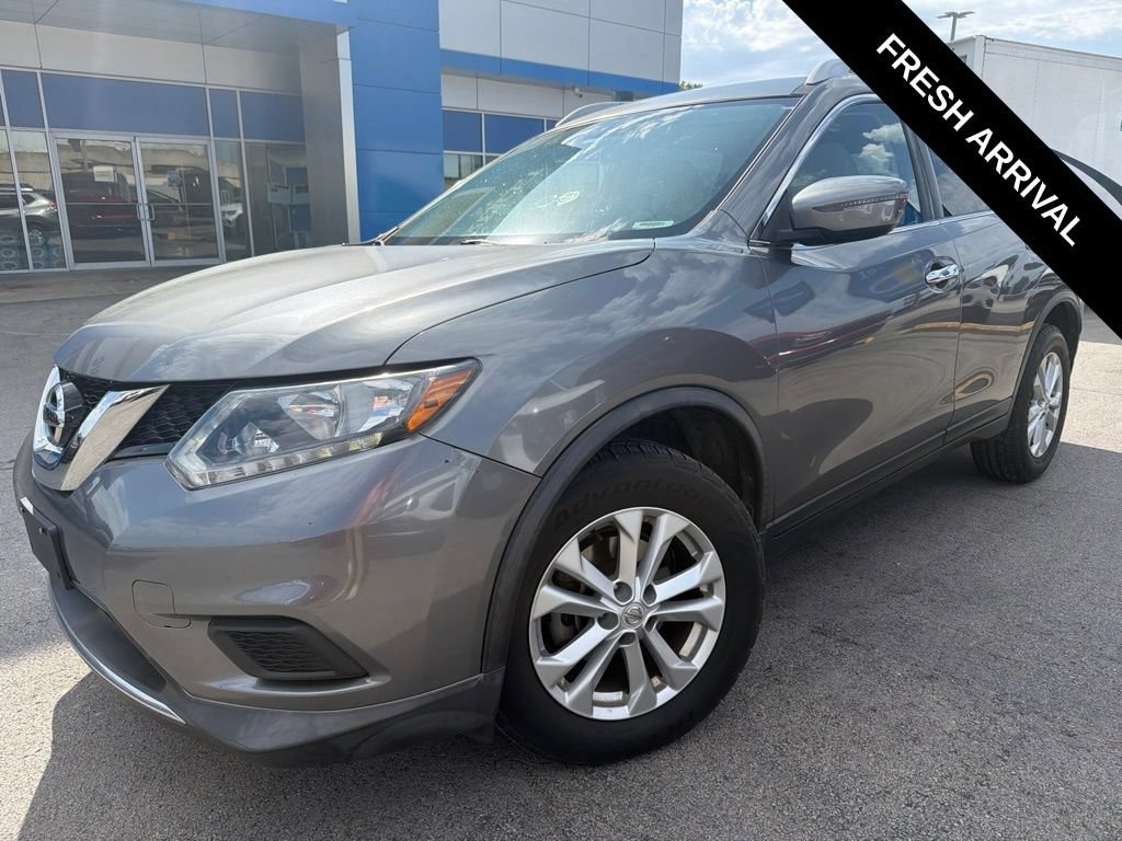 Used 2016 Nissan Rogue SV