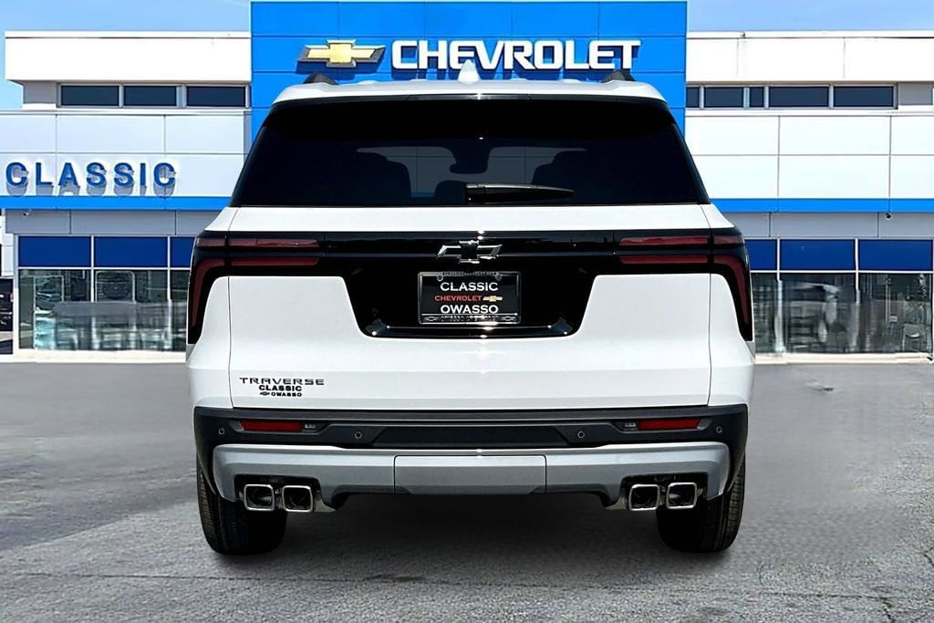 New 2026 Chevrolet Traverse LT SUV