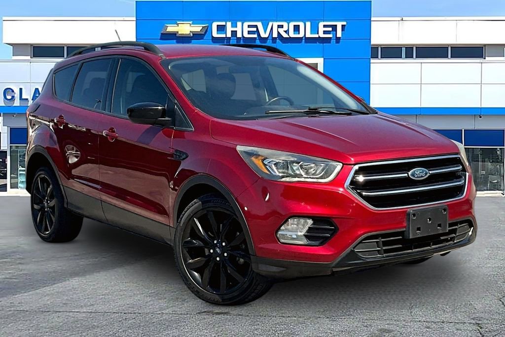 2019 Ford Escape SE's photo