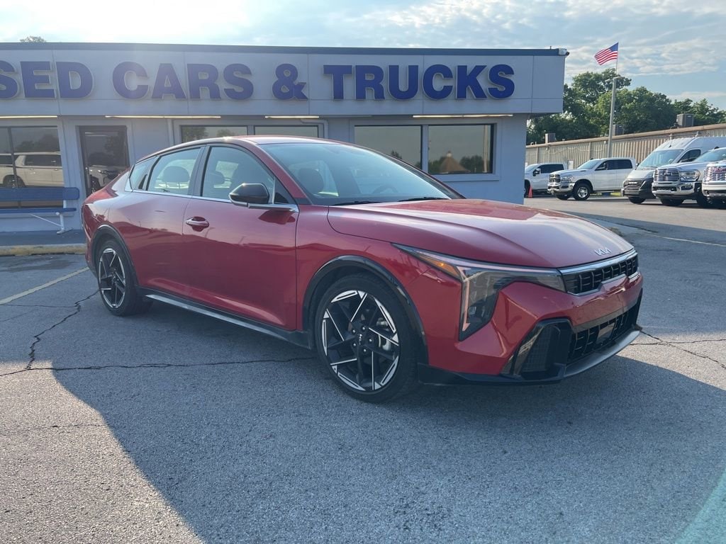 2025 Kia K4 GT-Line AT's photo