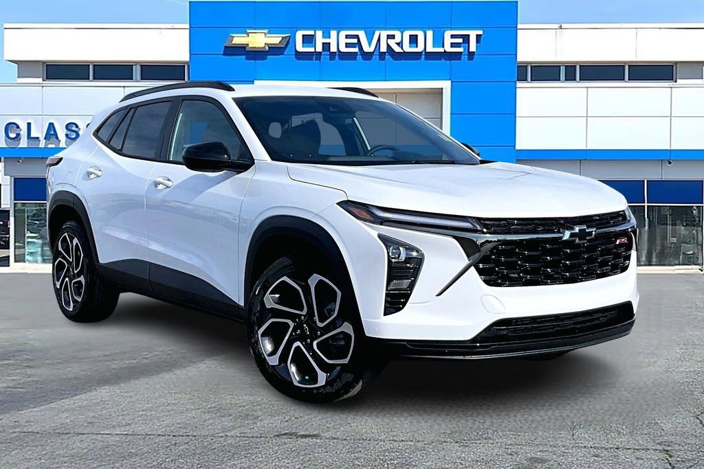 2026 Chevrolet Trax RS's photo