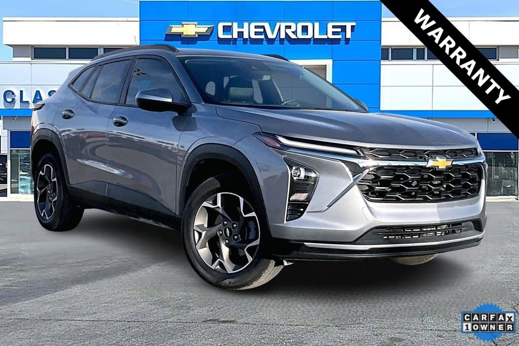 2025 Chevrolet Trax LT's photo