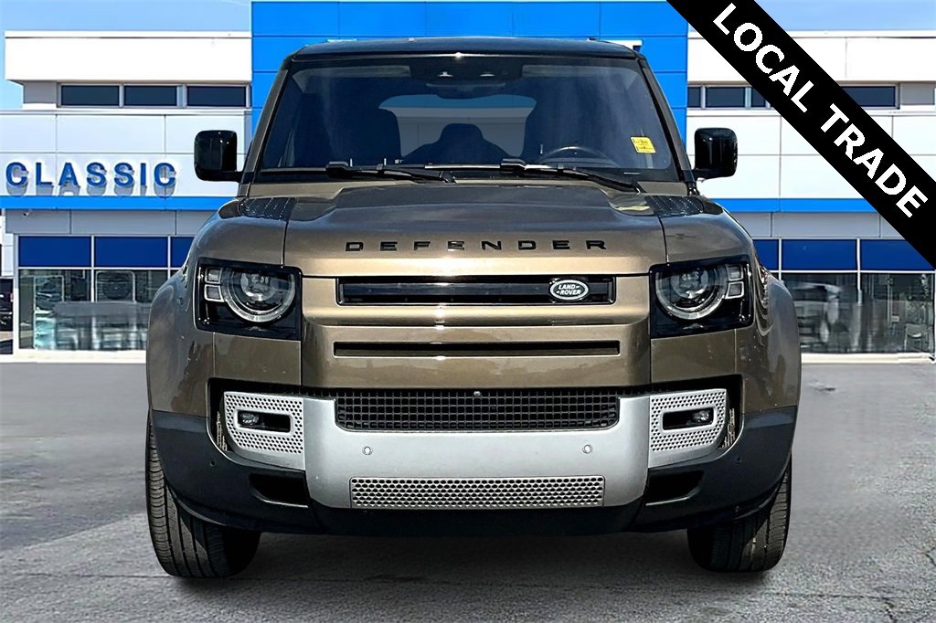 2020 Land Rover Defender SE photo 2