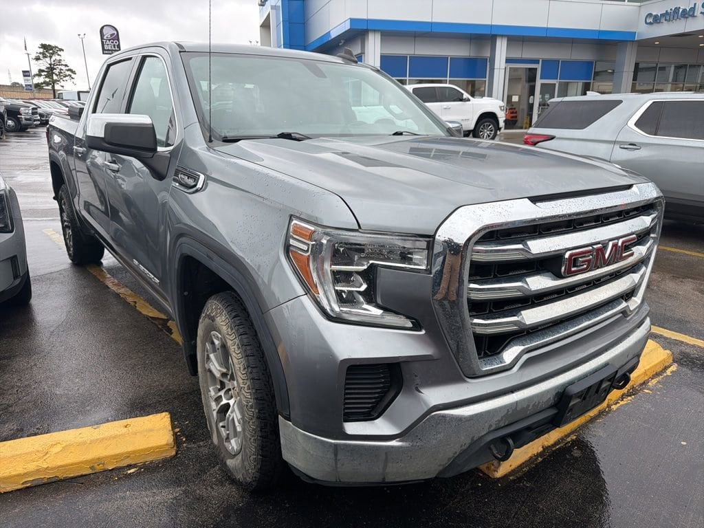 2020 GMC Sierra 4WD Crew Cab Short Box SLE's photo