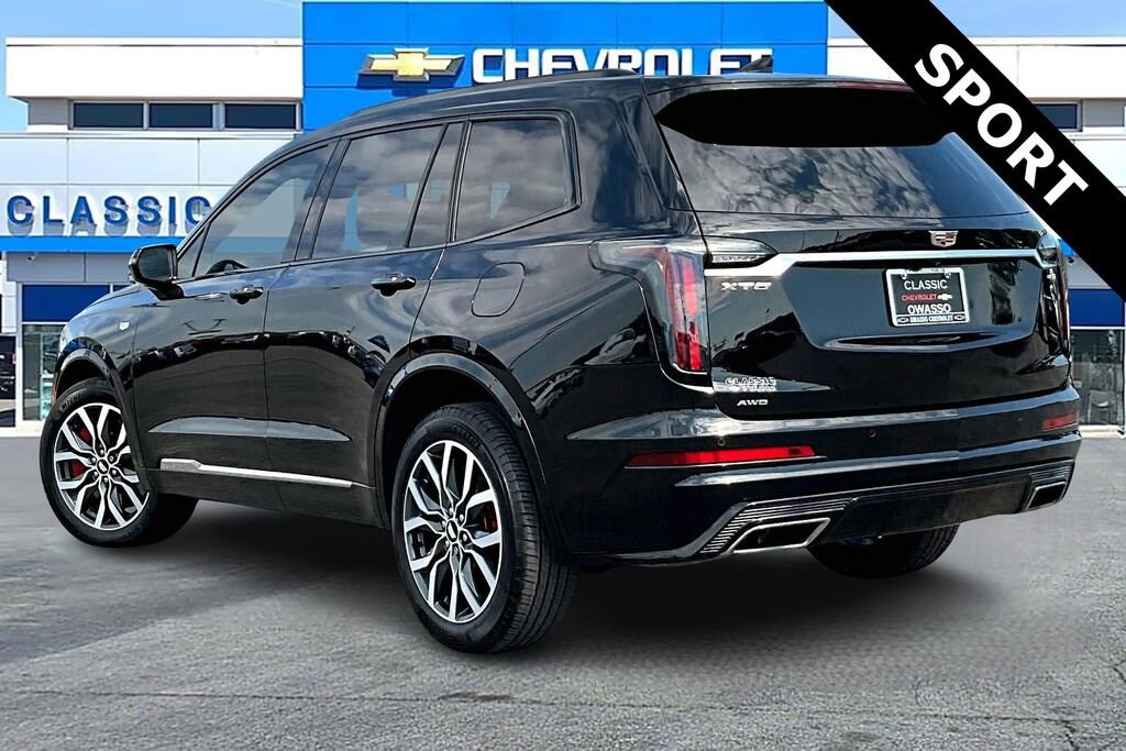 Used 2023 CADILLAC XT6 Sport SUV
