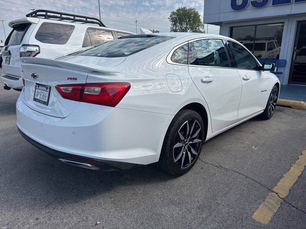 2024 Chevrolet Malibu RS photo 2