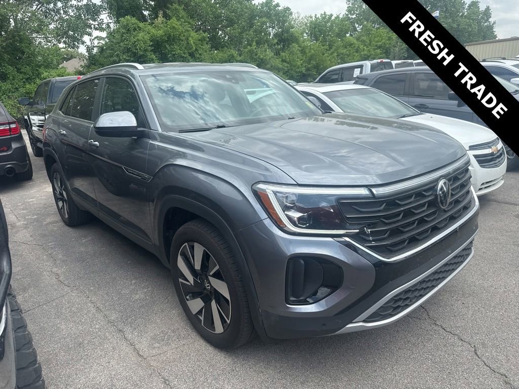 2025 Volkswagen Atlas Cross Sport 2.0T SE w/Tech 4MOTION's photo