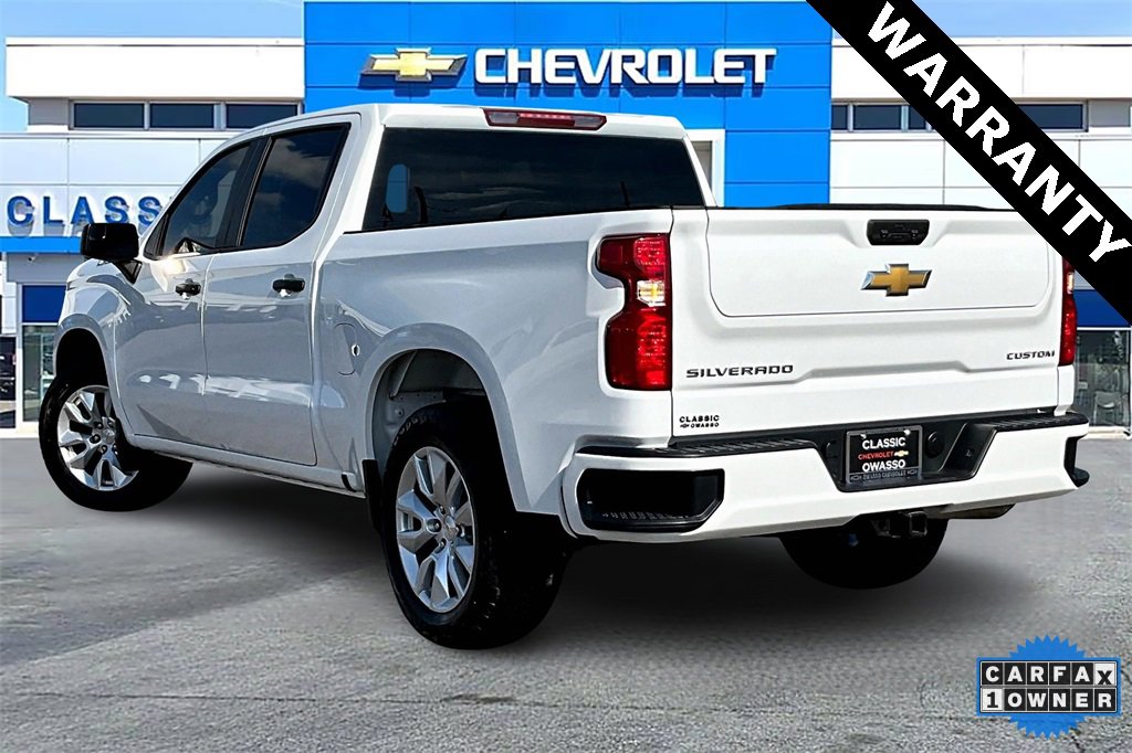 2025 Chevrolet Silverado 1500 Custom photo 4