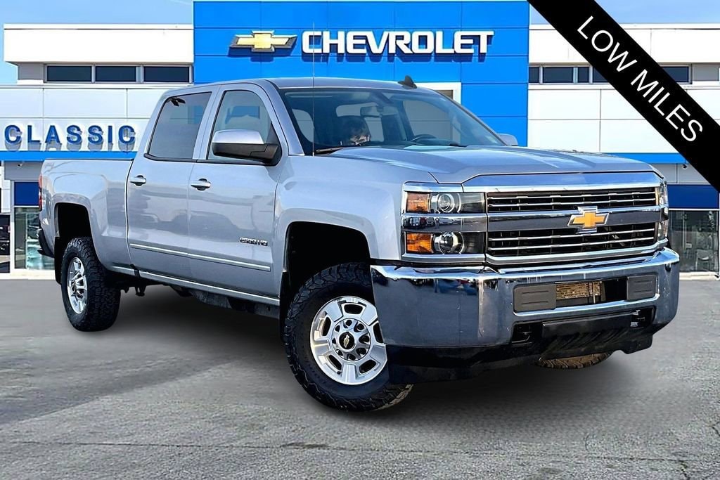2017 Chevrolet Silverado 2500HD LT's photo