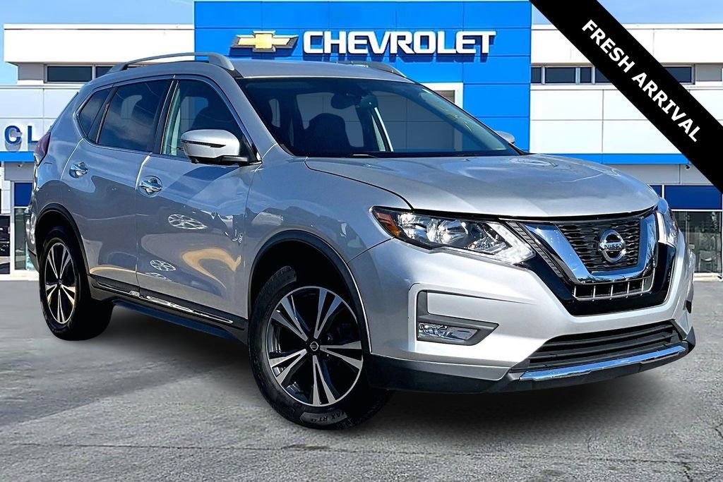 2018 Nissan Rogue SL's photo