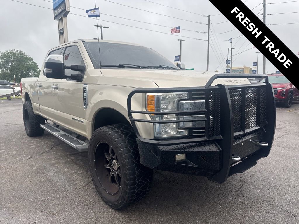 2017 Ford F-250 Lariat 4x4 Crew Cab 6-3/4' Box's photo