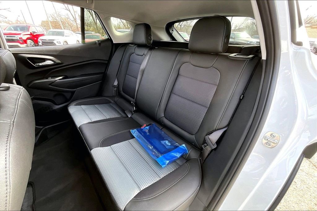 2026 Chevrolet Trax LT - Photo 10