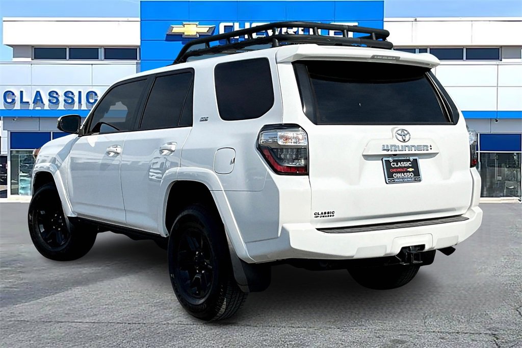2024 Toyota 4Runner SR5 photo 4