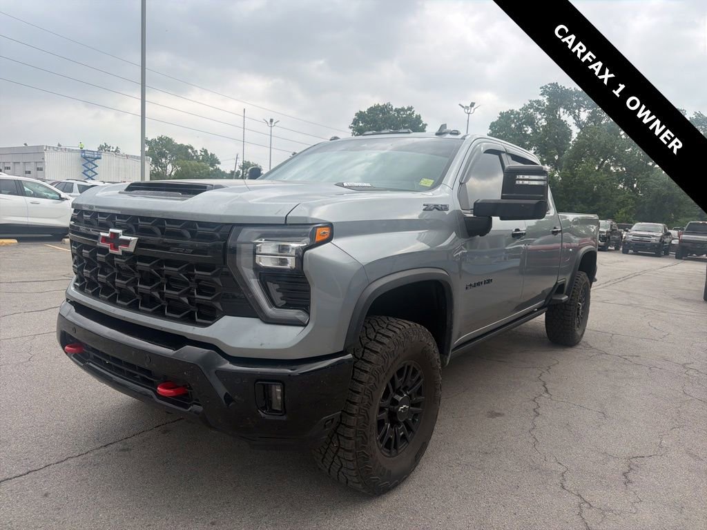 2026 Chevrolet Silverado HD ZR2 4WD Crew Cab Standard Box's photo