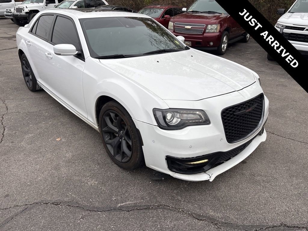 2023 Chrysler 300 S's photo