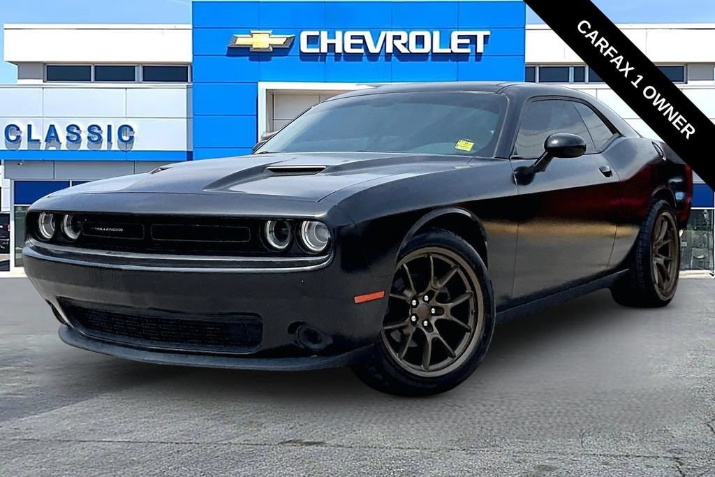 Used 2015 Dodge Challenger SXT with VIN 2C3CDZAG3FH912471 for sale in Owasso, OK