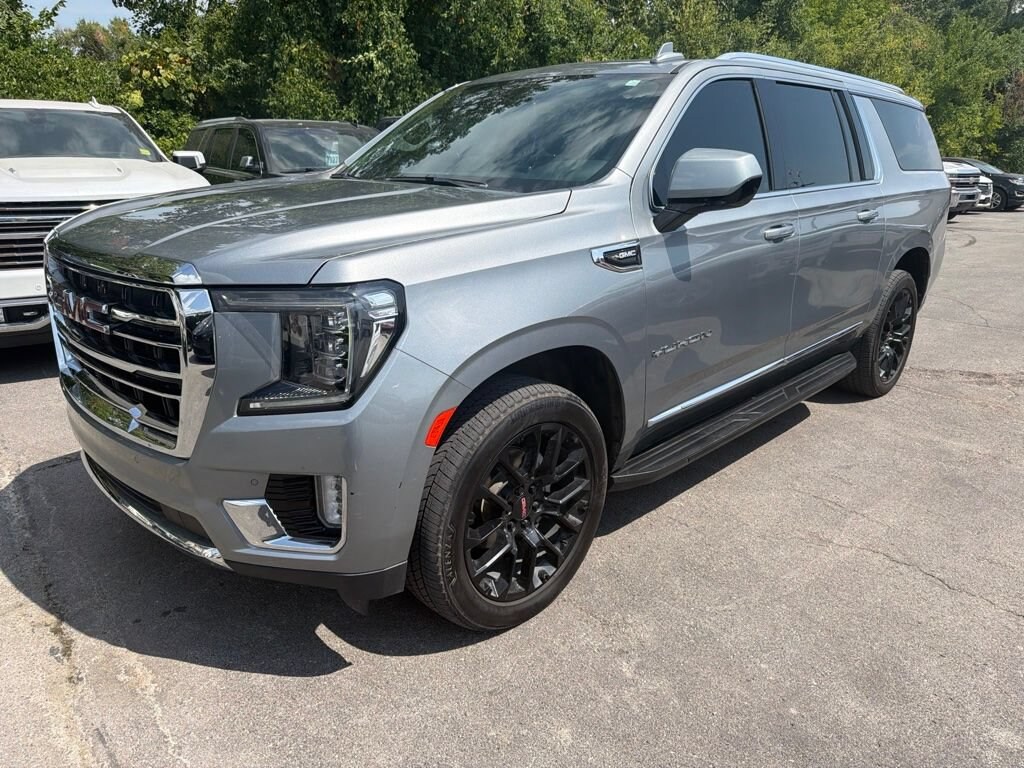 Used 2023 GMC Yukon XL SLT SUV