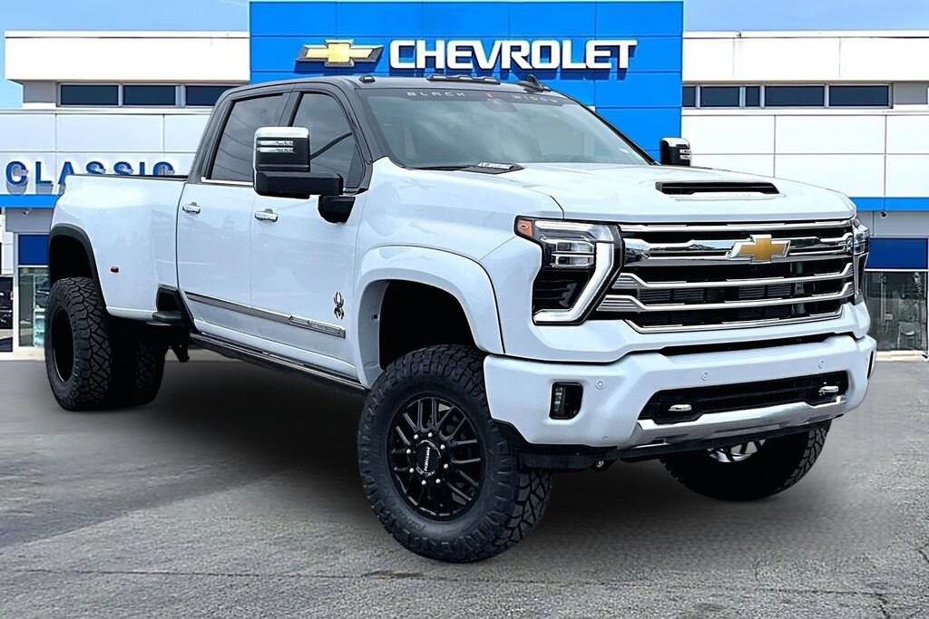 New 2026 Chevrolet Silverado 3500 HD High Country DRW Truck