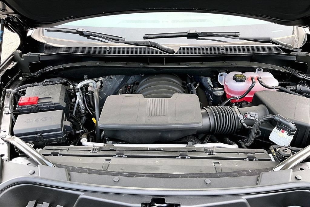 2026 Chevrolet Tahoe LS - Photo 11