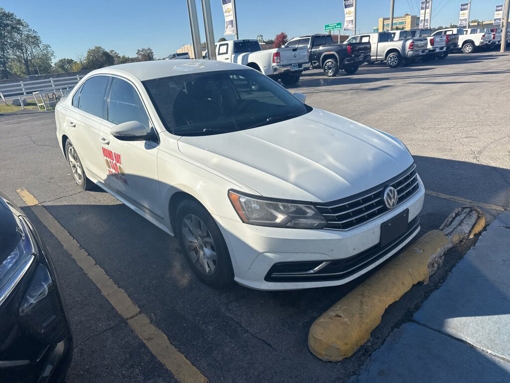 Used 2017 Volkswagen Passat 1.8T S
