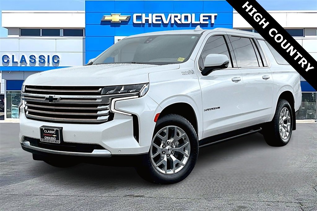 2021 Chevrolet Suburban High Country photo 3