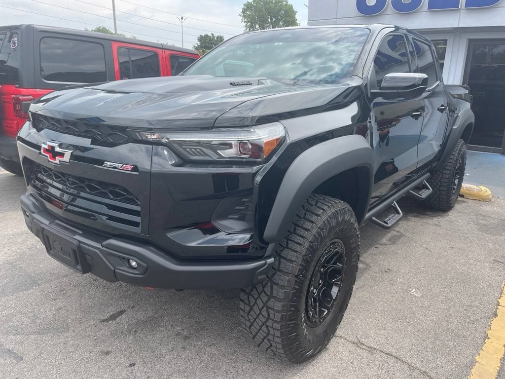Used 2025 Chevrolet Colorado ZR2 Truck
