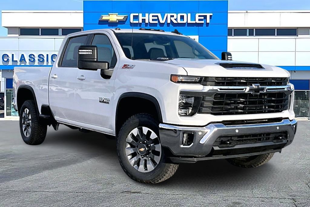 2026 Chevrolet Silverado HD LT's photo
