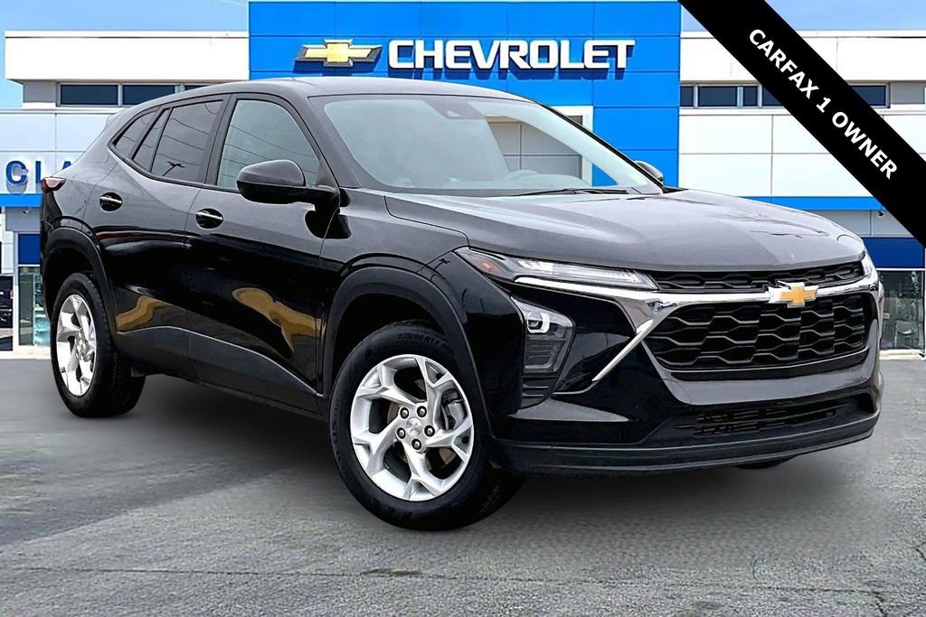 2024 Chevrolet Trax LS