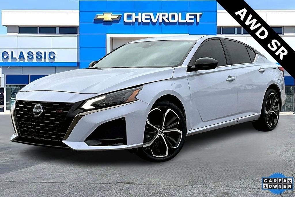 Used 2025 Nissan Altima SR