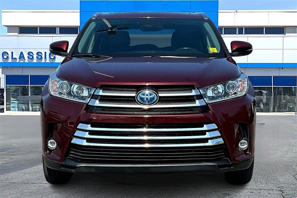2019 Toyota Highlander Hybrid Limited photo 2