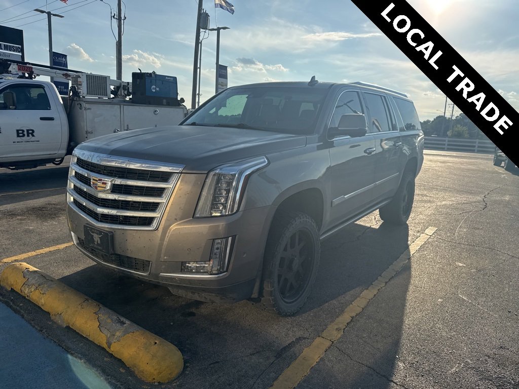 2017 Cadillac Escalade ESV Premium Luxury photo 4