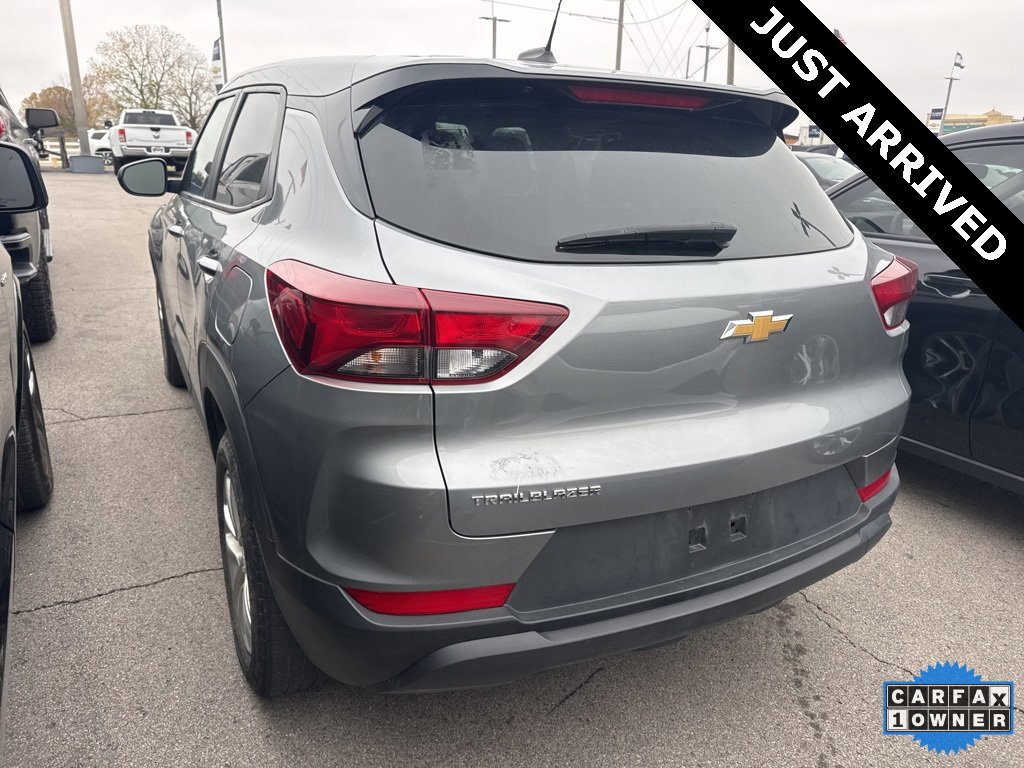 2024 Chevrolet Trailblazer LS photo 3