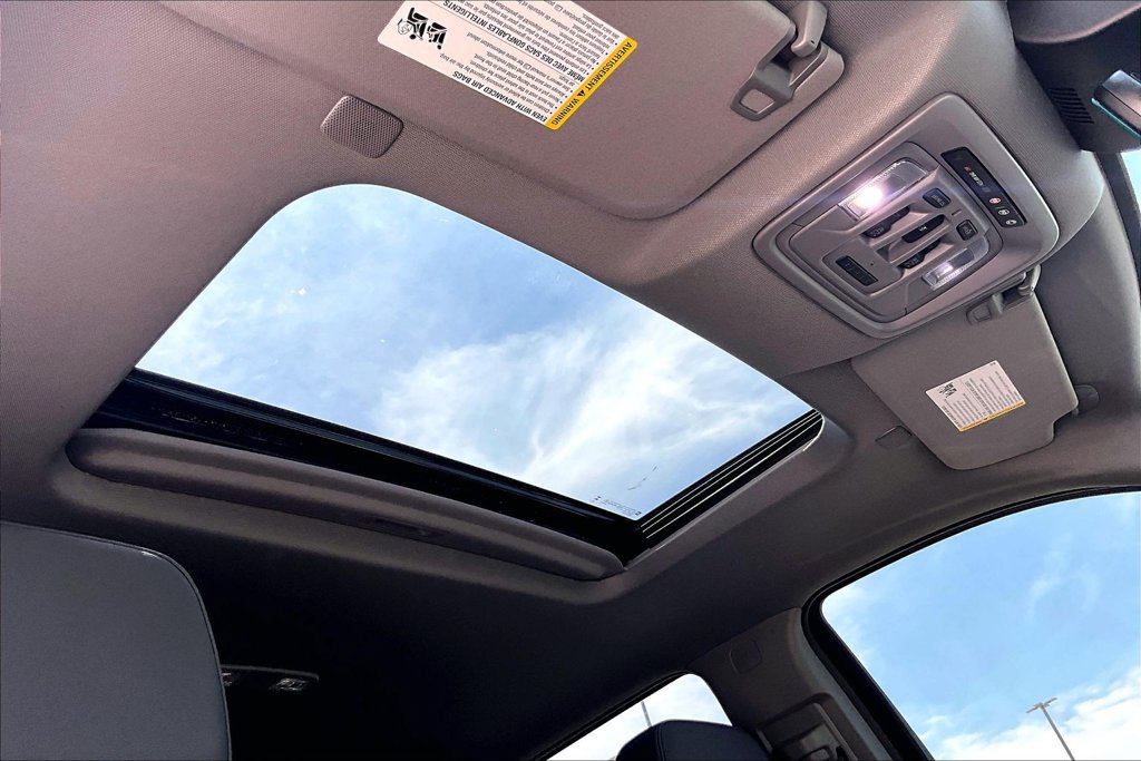 2026 Chevrolet Silverado 1500 LTZ - Photo 15