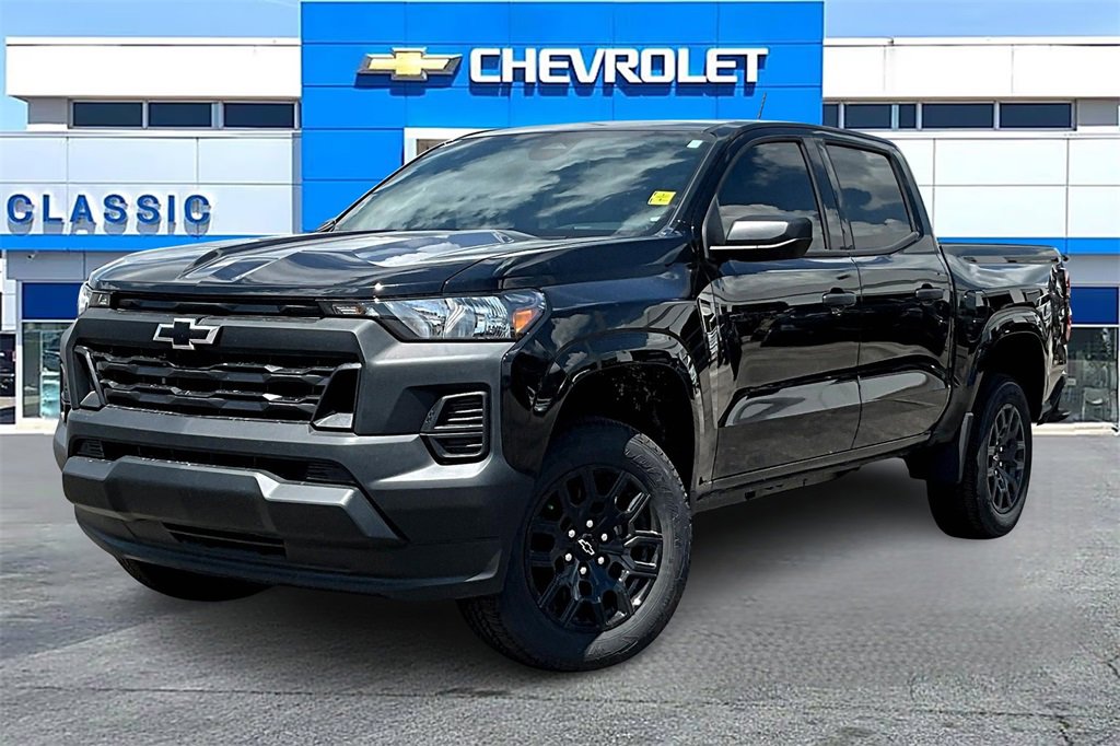 2026 Chevrolet Colorado Work Truck photo 2