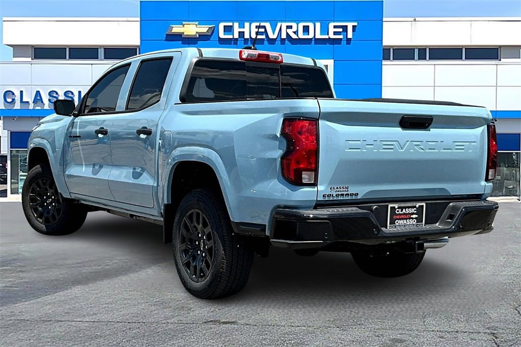 2026 Chevrolet Colorado Work Truck photo 3