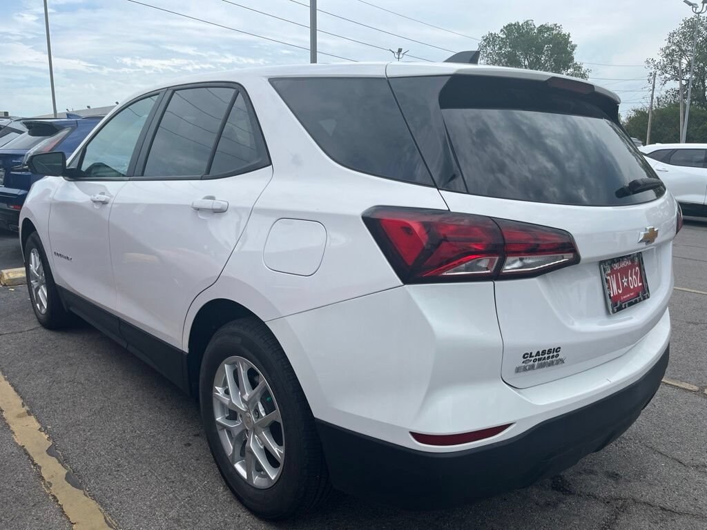 Used 2024 Chevrolet Equinox LS SUV