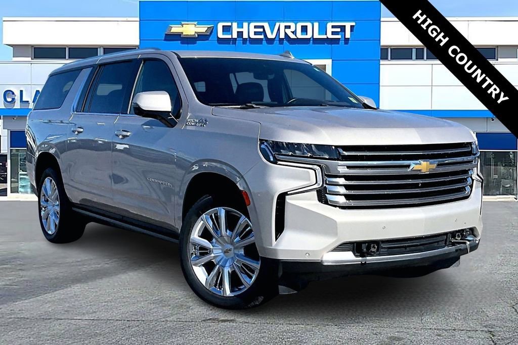 2022 Chevrolet Suburban High Country's photo