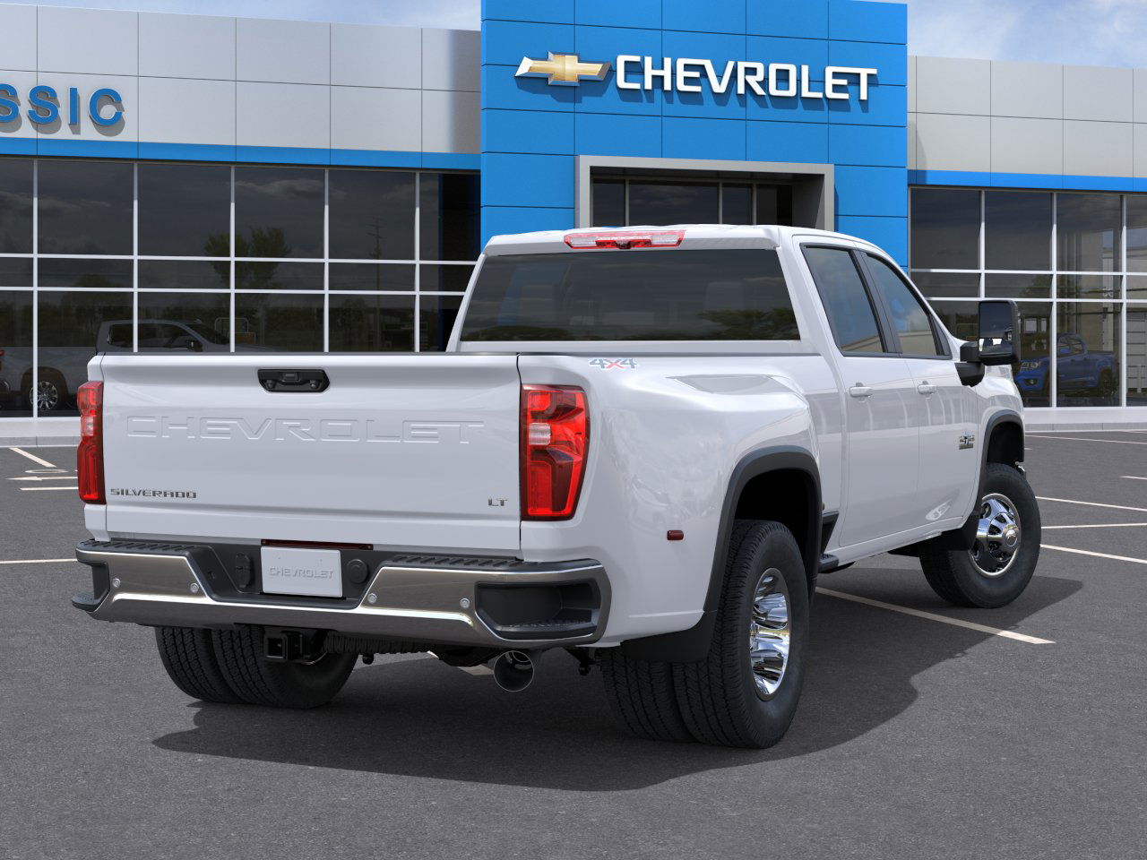 2026 Chevrolet Silverado 3500HD LT photo 4