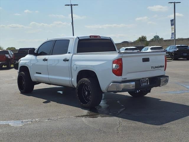 Used 2019 Toyota Tundra SR5 with VIN 5TFEM5F16KX137171 for sale in Owasso, OK