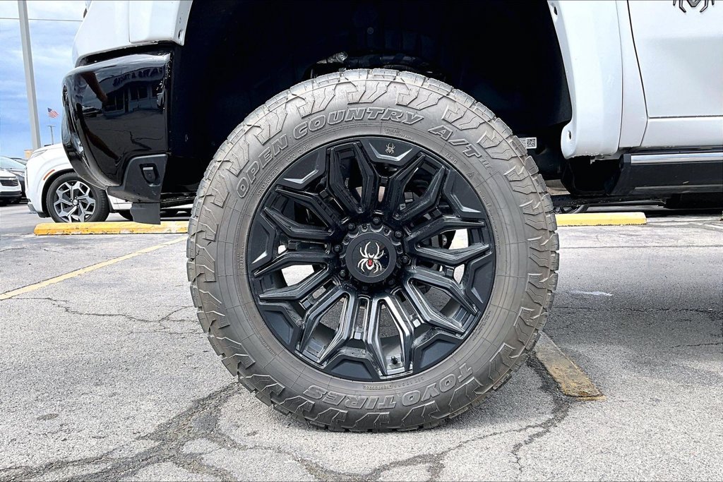 2026 Chevrolet Silverado 2500 HD LTZ - Photo 12