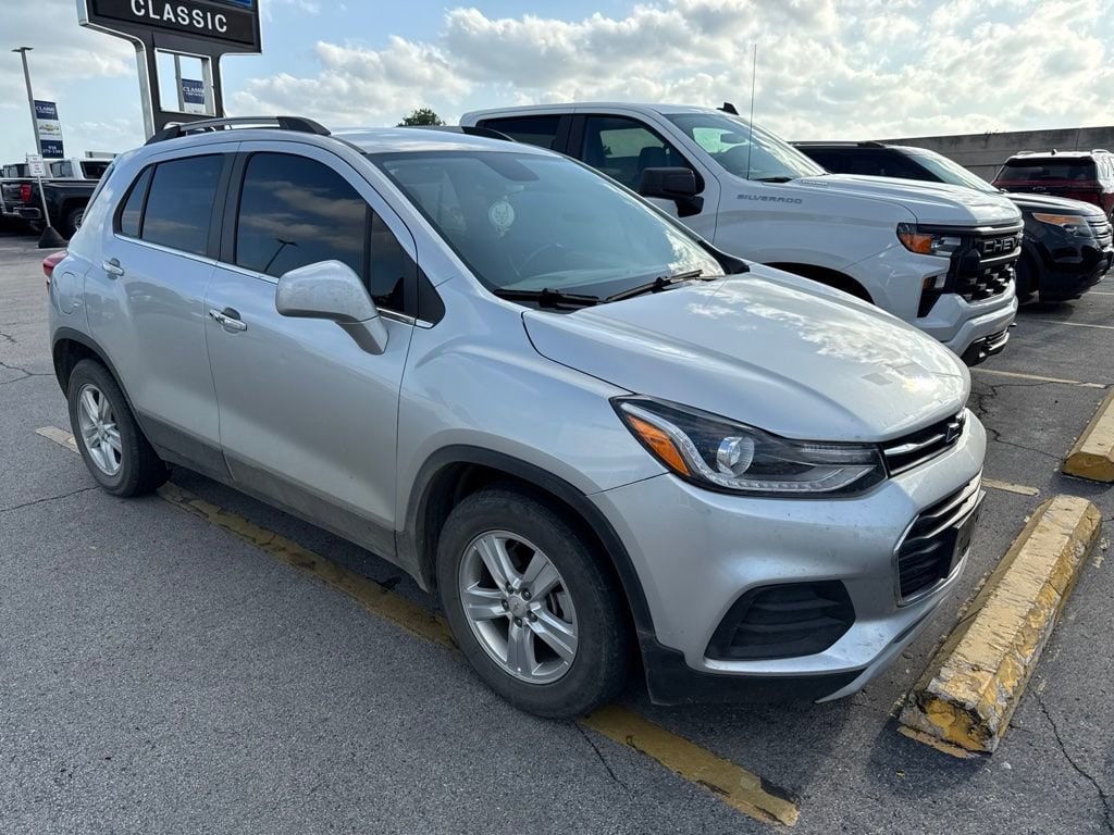 2019 Chevrolet Trax LT's photo