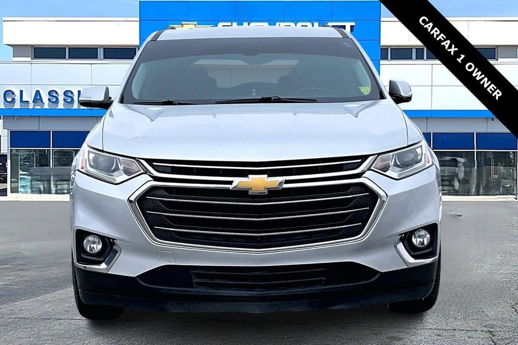 Used 2019 Chevrolet Traverse 3LT with VIN 1GNERHKW8KJ313698 for sale in Owasso, OK
